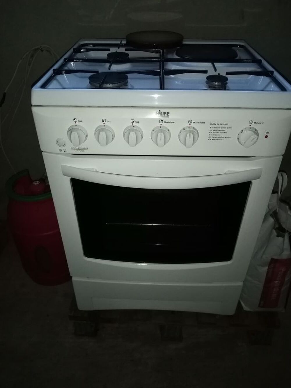 Gazigniere faur trois feux gaz un &eacute;lectrique four &eacute;lectrique Electroménager