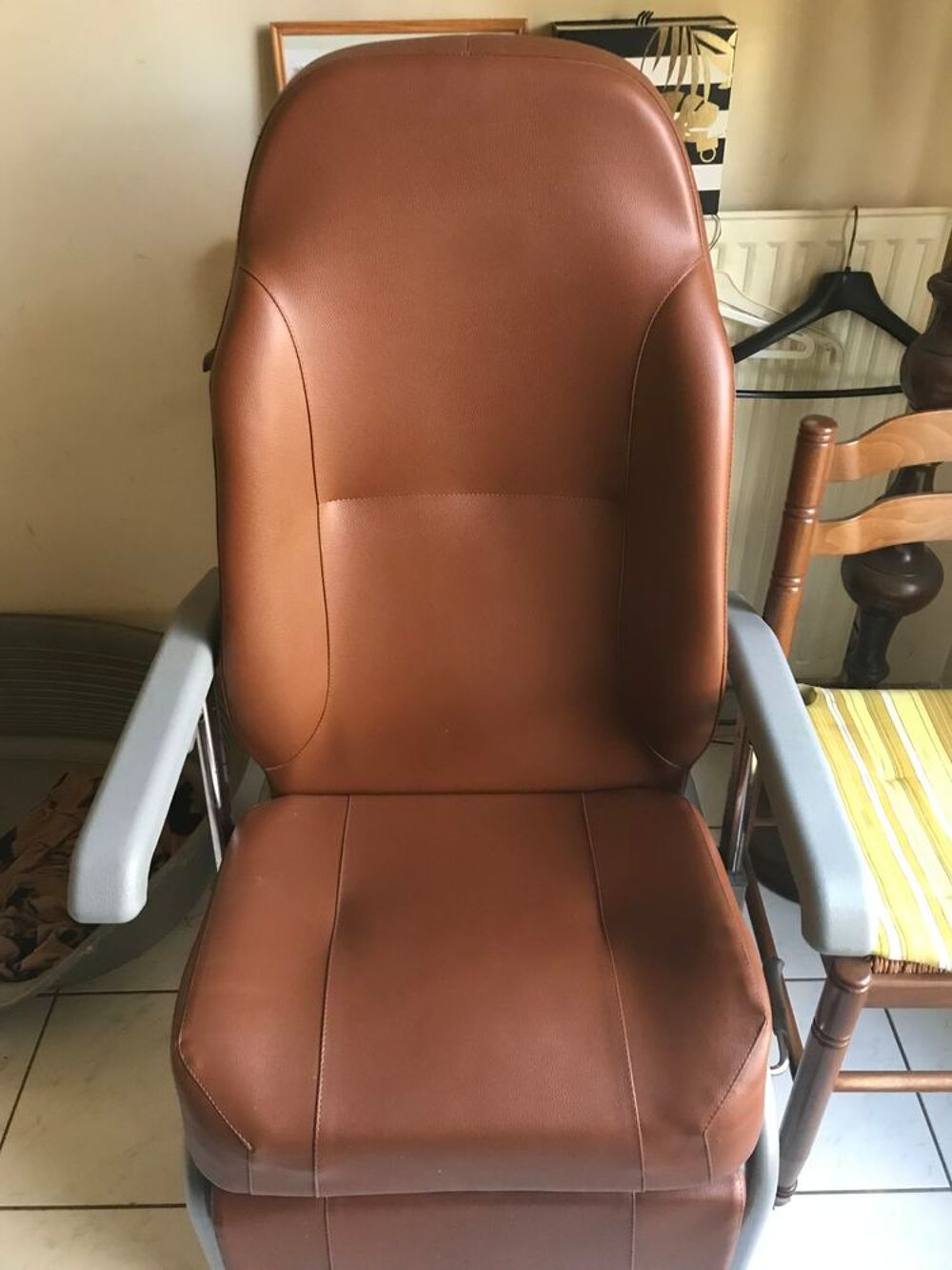 Fauteuil m&eacute;dical Meubles