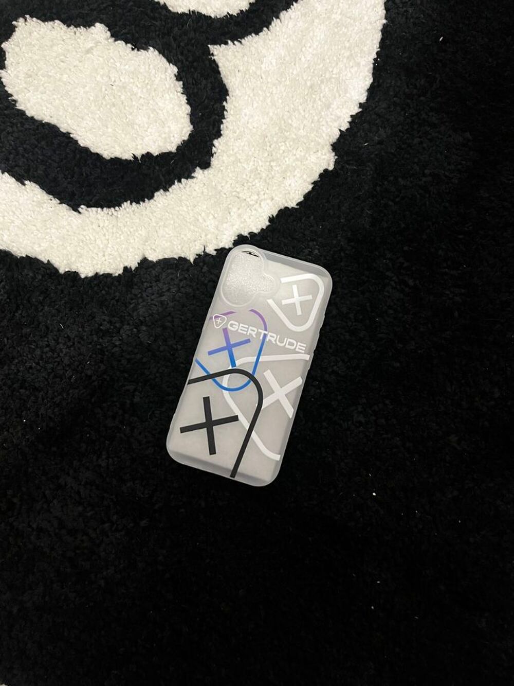 Coque Gertrude pour iPhone 16 neuve, jamais utilis&eacute;e, encore en parfait &eacute;tat &eth;Ÿ'-&eth;Ÿ"&plusmn; Accessoires