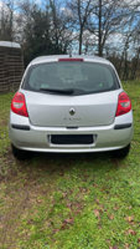 Clio III Clio 1.5Dci 86Cv 2008 occasion 33240 Saint-Laurent-d'Arce