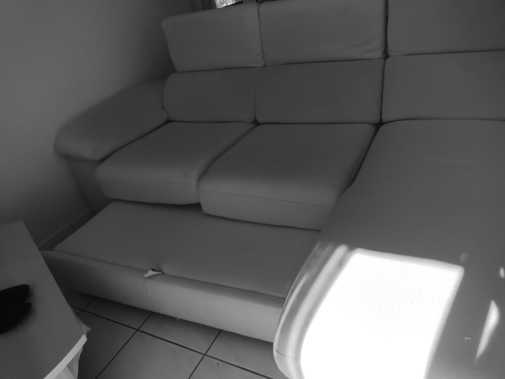 canape ^poltronnes ce canap&eacute; d'angle convertible en Meubles
