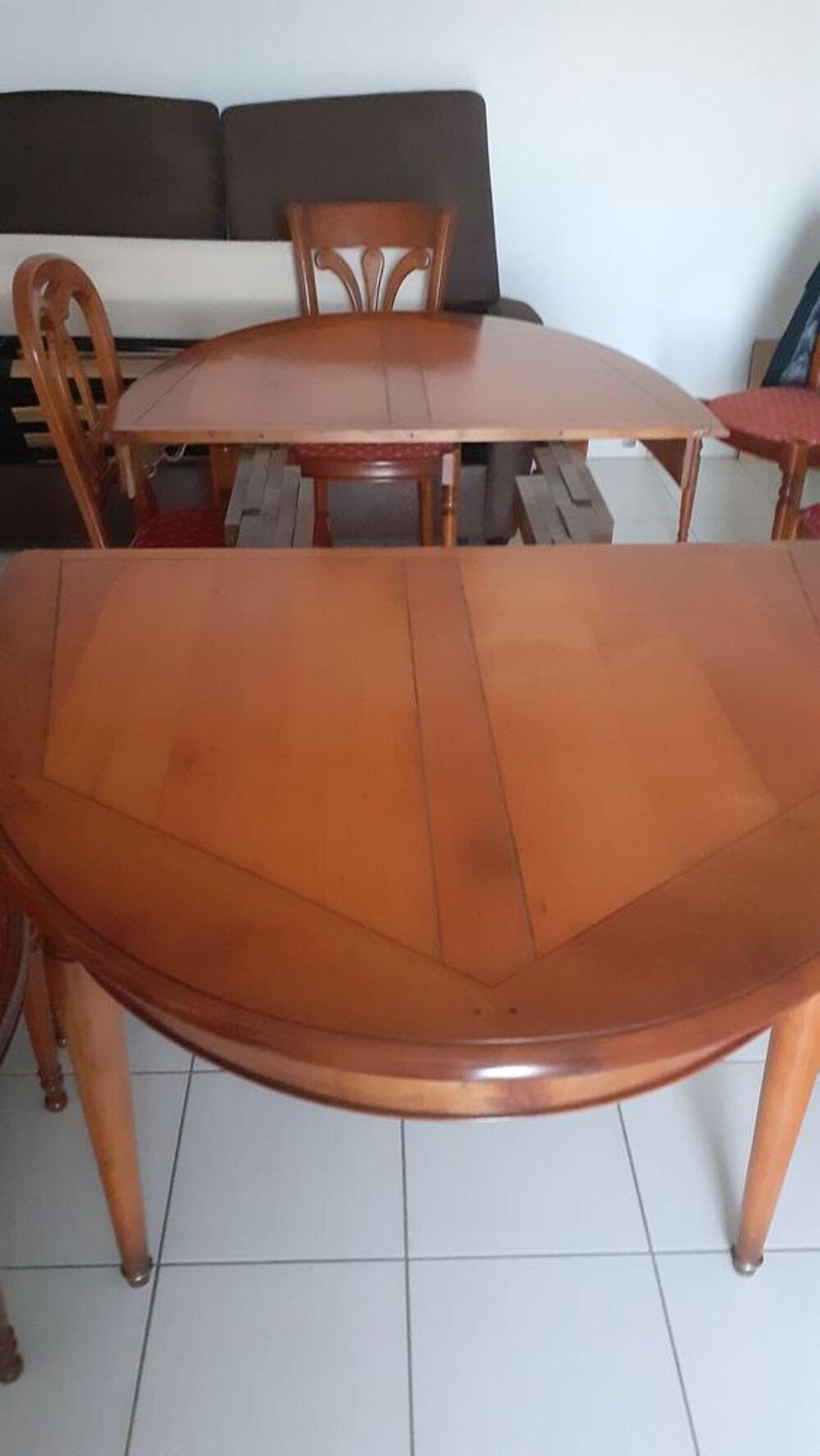 Table merisier avec 2 rallonges 
Meubles