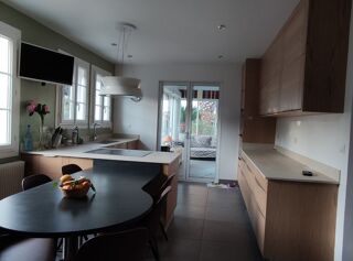  Maison � vendre 11 pi�ces 310 m�