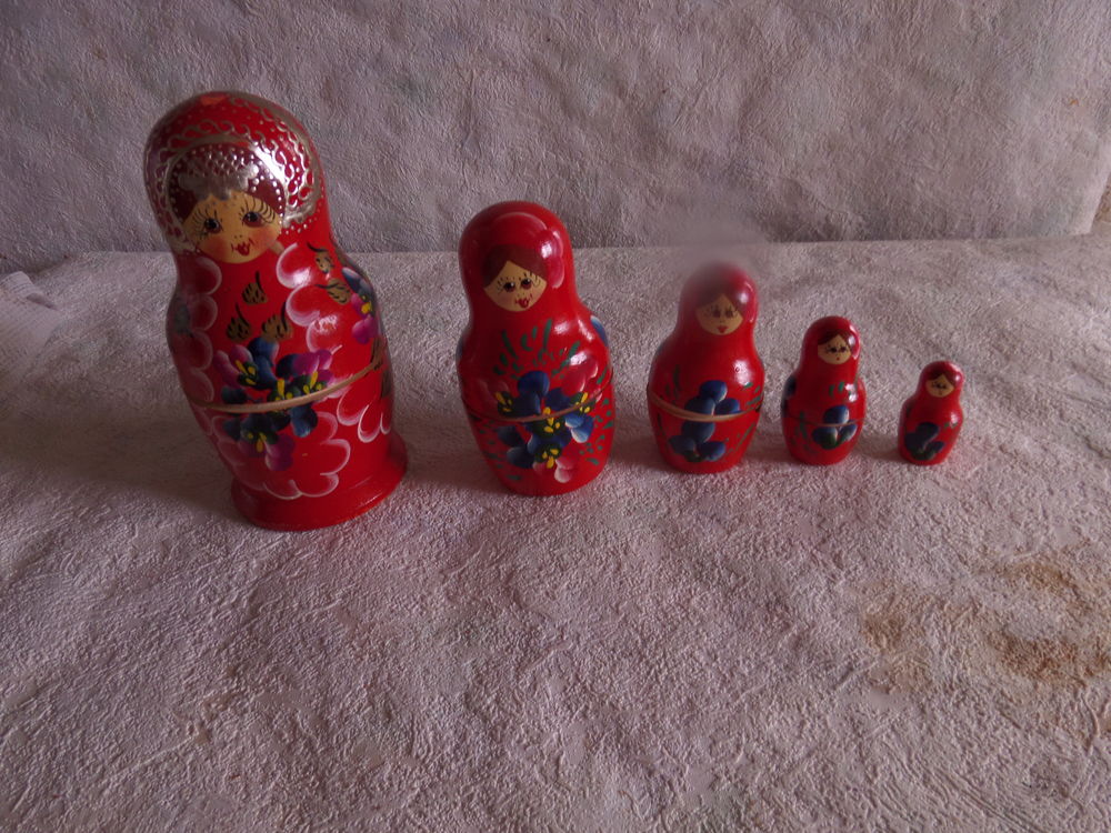 poup&eacute;es russe 