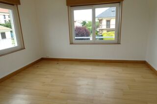  Appartement � louer 3 pi�ces 83 m�