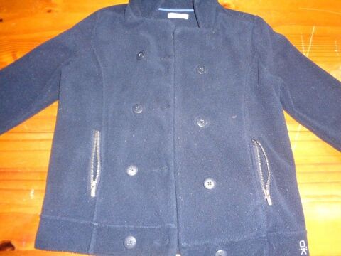 Caban polaire marine Okaidi 8 ans en TBE  4 euros 4 Laurat (32)