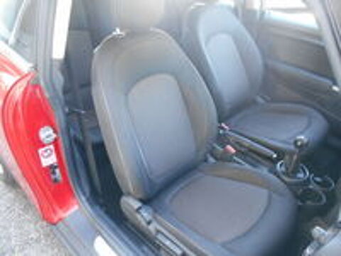 One Hatch 3 Portes 102 ch 2015 occasion 73420 Drumettaz-Clarafond