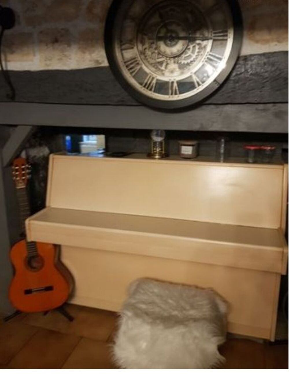 Piano droit Instruments de musique