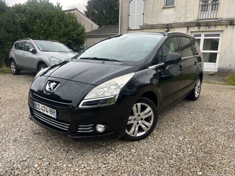 Peugeot 5008 🔥   1.6 HDi 112 ALLURE  FAM