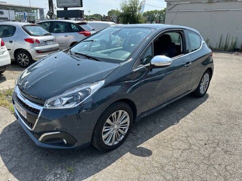 Peugeot 208 1.2 PureTech 82ch BVM5 Allure 2016 occasion Garidech 31380