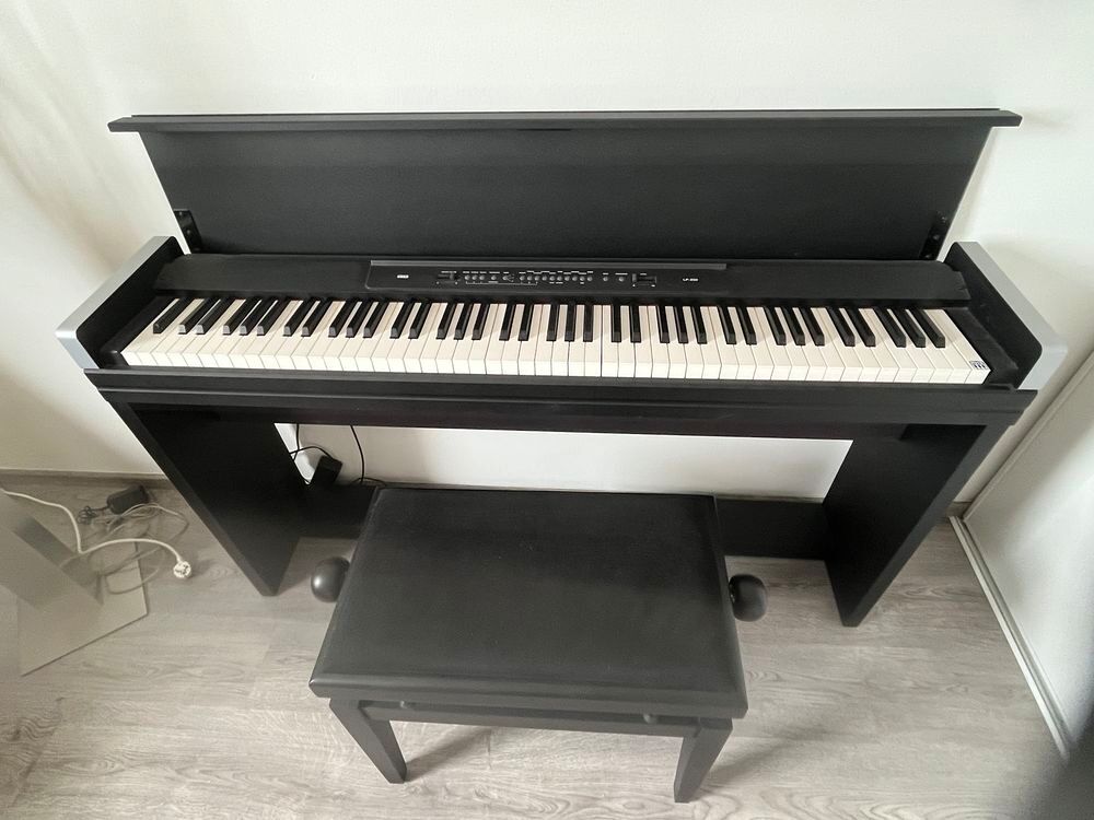 piano num&eacute;rique et banquette Instruments de musique