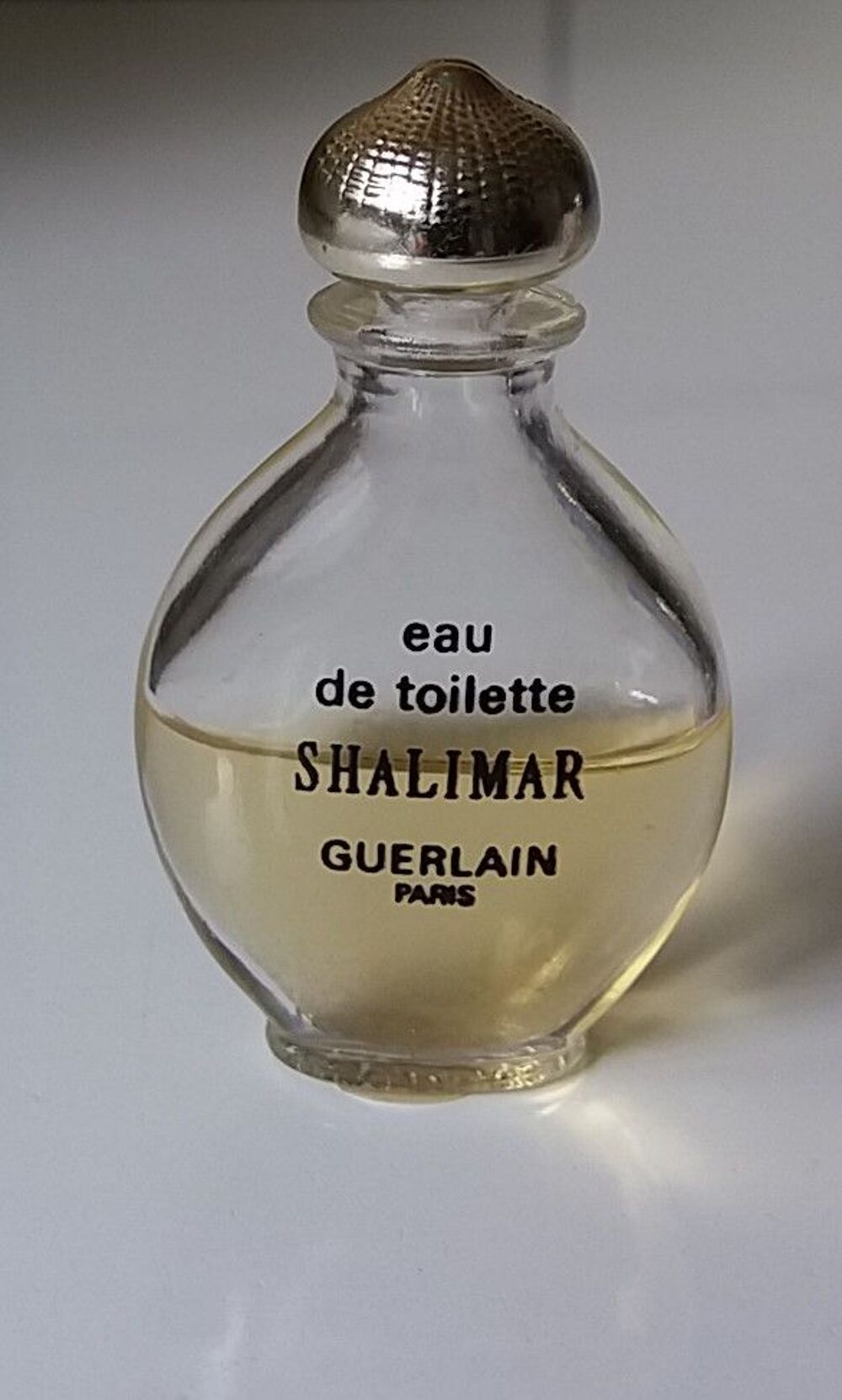 Miniatures de parfum de 9 &agrave; 20  