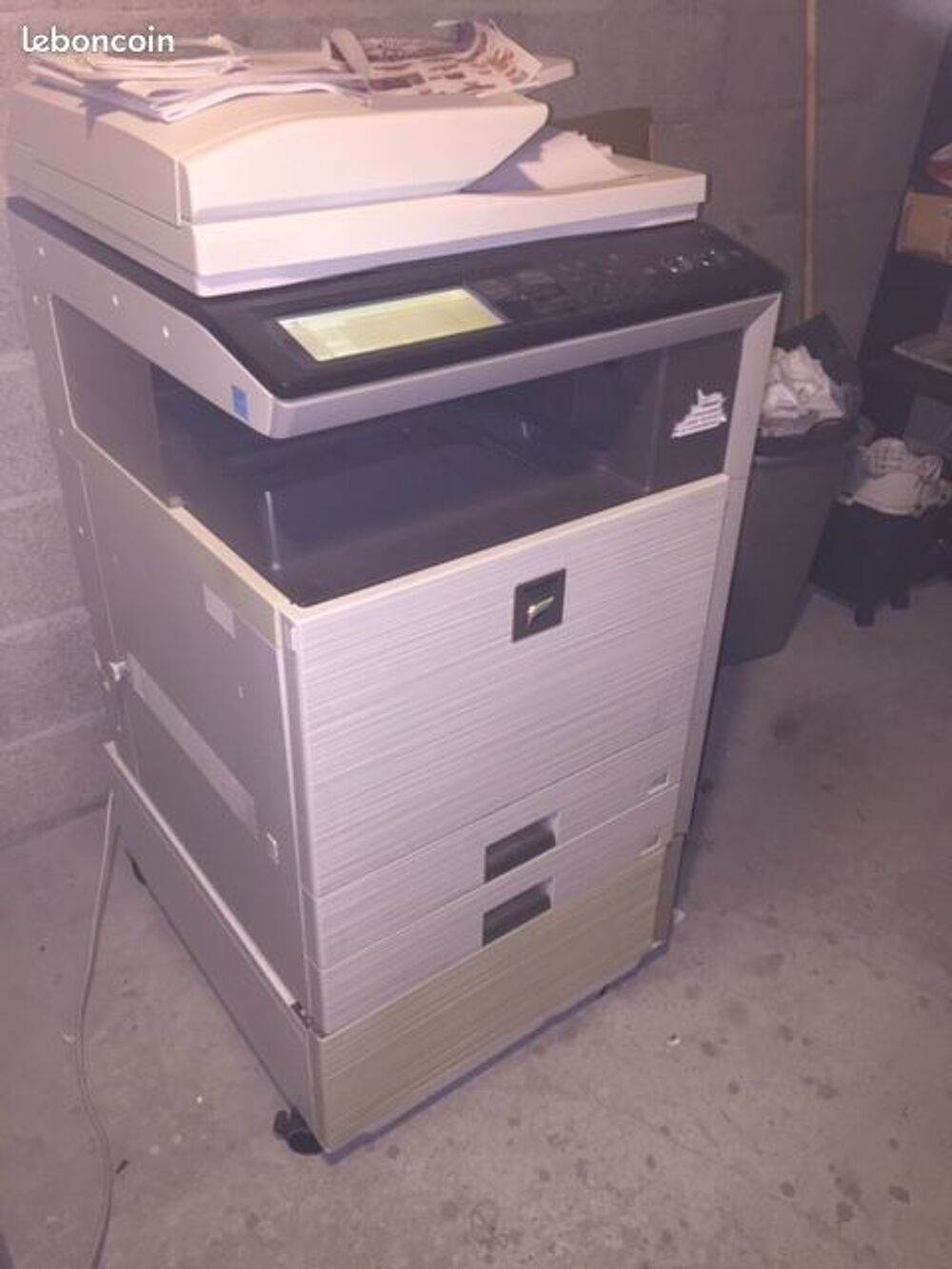 PHOTOCOPIEUR MULTIFONCTIONS COULEUR LASER NUMERIQUE PRO
Matériel informatique