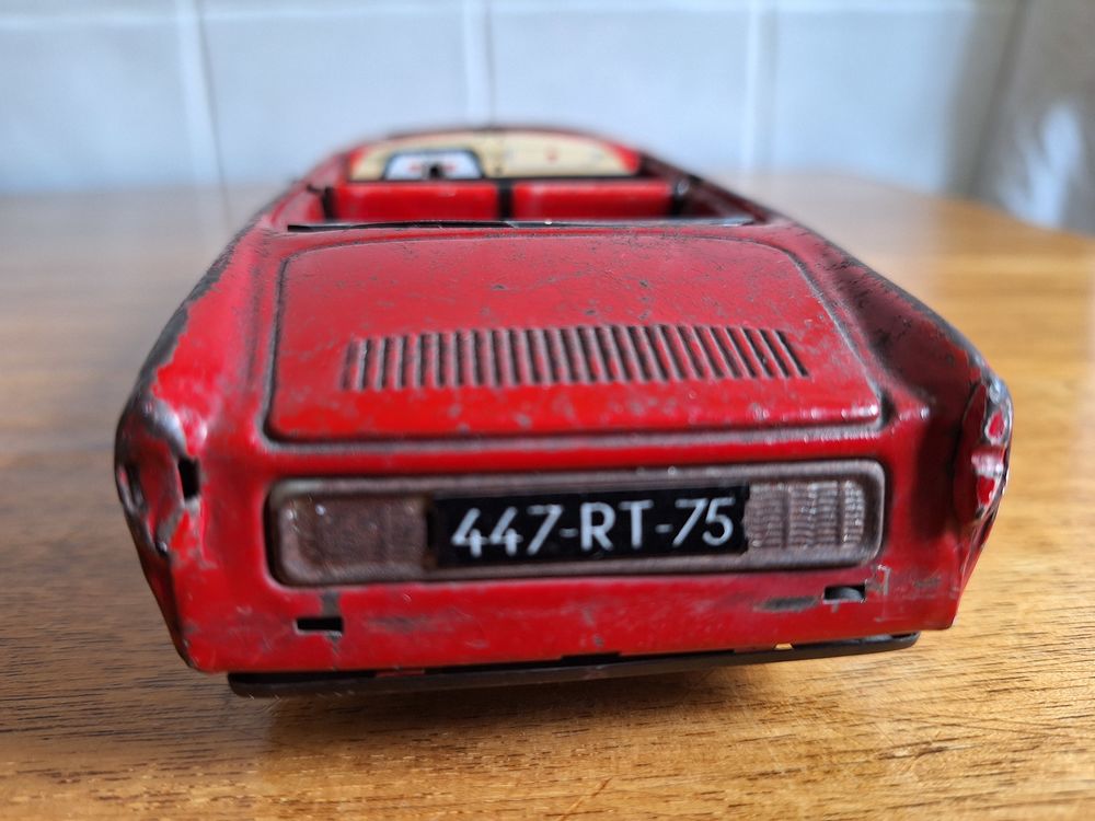 Voiture vintage Joustra caravelle Renault Jeux / jouets