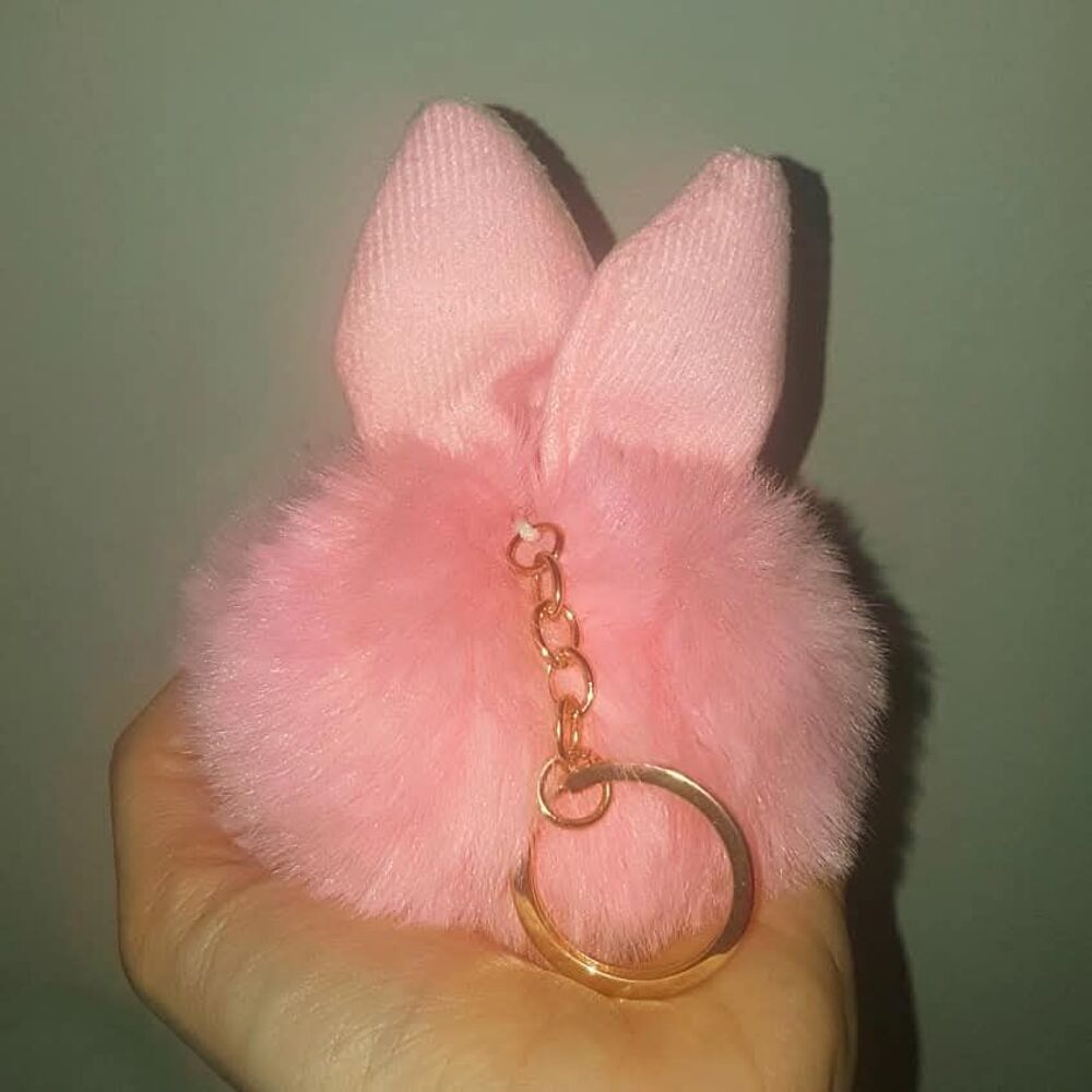Porte-cl&eacute;, gros pompon lapin rose, NEUF Bijoux et montres