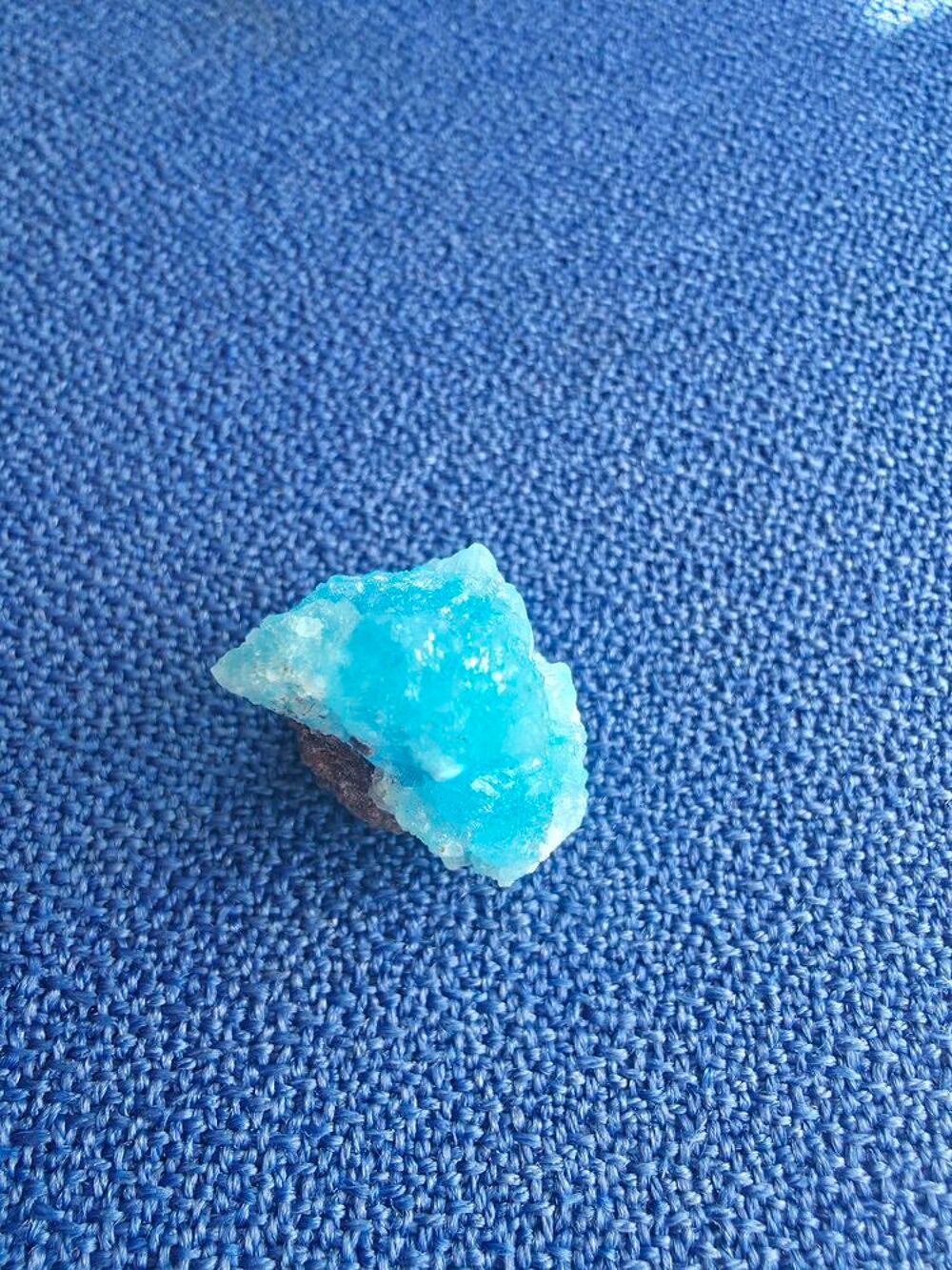 Sp&eacute;cimen de Min&eacute;ral Brut H&eacute;mimorphite Cristallis&eacute;e-Congo 