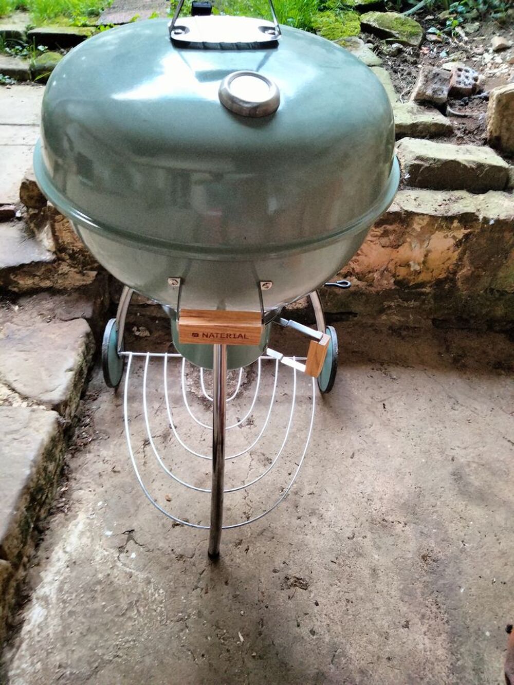 Barbecue &agrave; charbon Electroménager