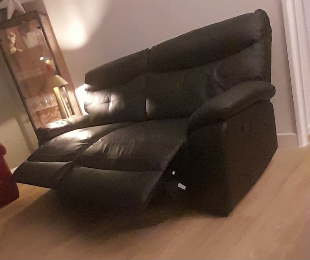 Canap&eacute; noir mi cuir mi PU Meubles