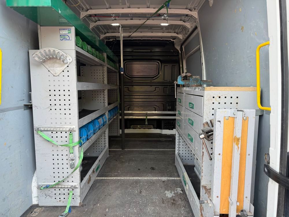 Crafter CRAFTER VAN 35 L3H3 2.0 TDI 177 CH BUSINESS LINE PLUS 2021 occasion 59148 Flines-lez-Raches