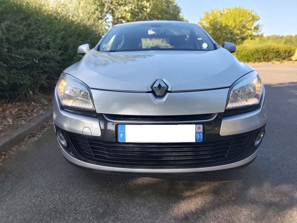M&eacute;gane III TCE 115 Energy eco2 Expression 2013 occasion 78390 Bois-d'Arcy