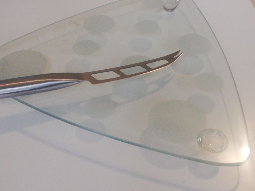 Plateau Design polyvalent en verre incassable et son coute Cuisine