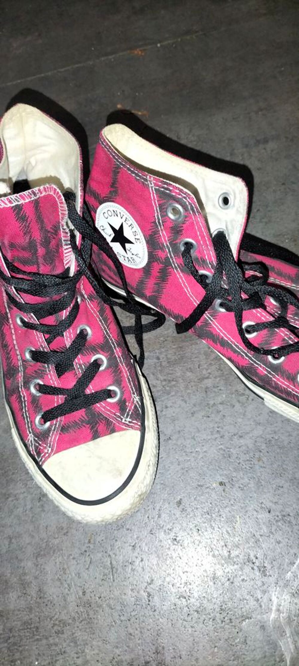 Basket converse all star s&eacute;rie limit&eacute;e pointure 38 tr&egrave;s bon Chaussures