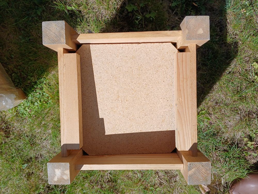 JARDINI&Egrave;RE INT&Eacute;RIEURE ET CACHE-POT D'INTERIEUR EN LOT OU A L Jardin
