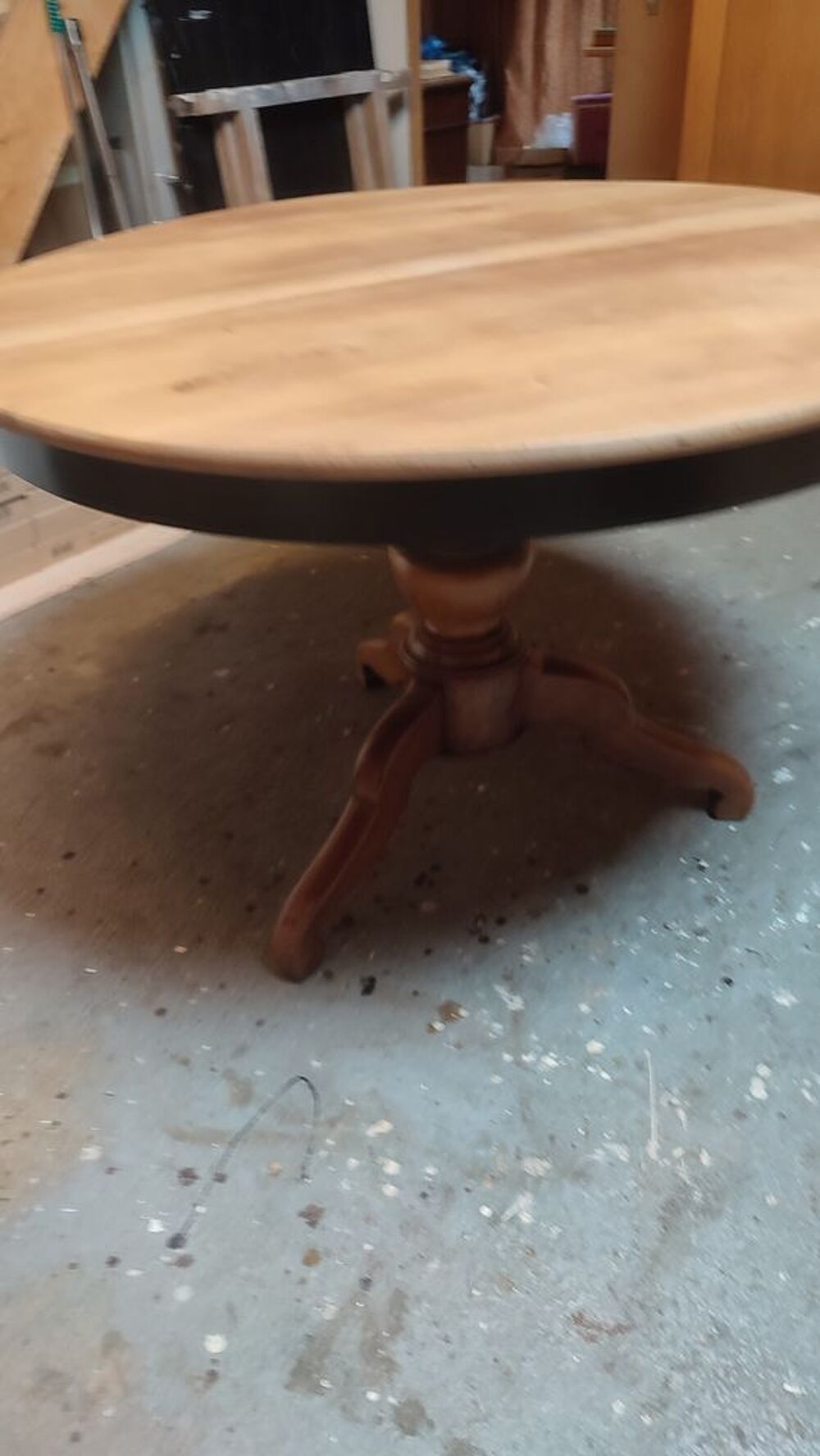Table ronde ancienne Meubles