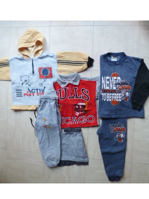 5 ans -  lot  2 - ensembles sweats + pantalons - zoe 0 Martigues (13)