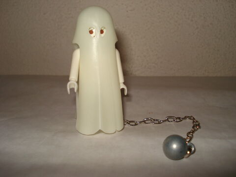 PLAYMOBIL LE FANTOME FLUORESCENT
6 Saint-Maximin (60)