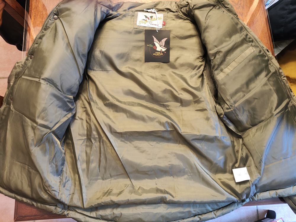 Doudoune Chevignon homme Vêtements
