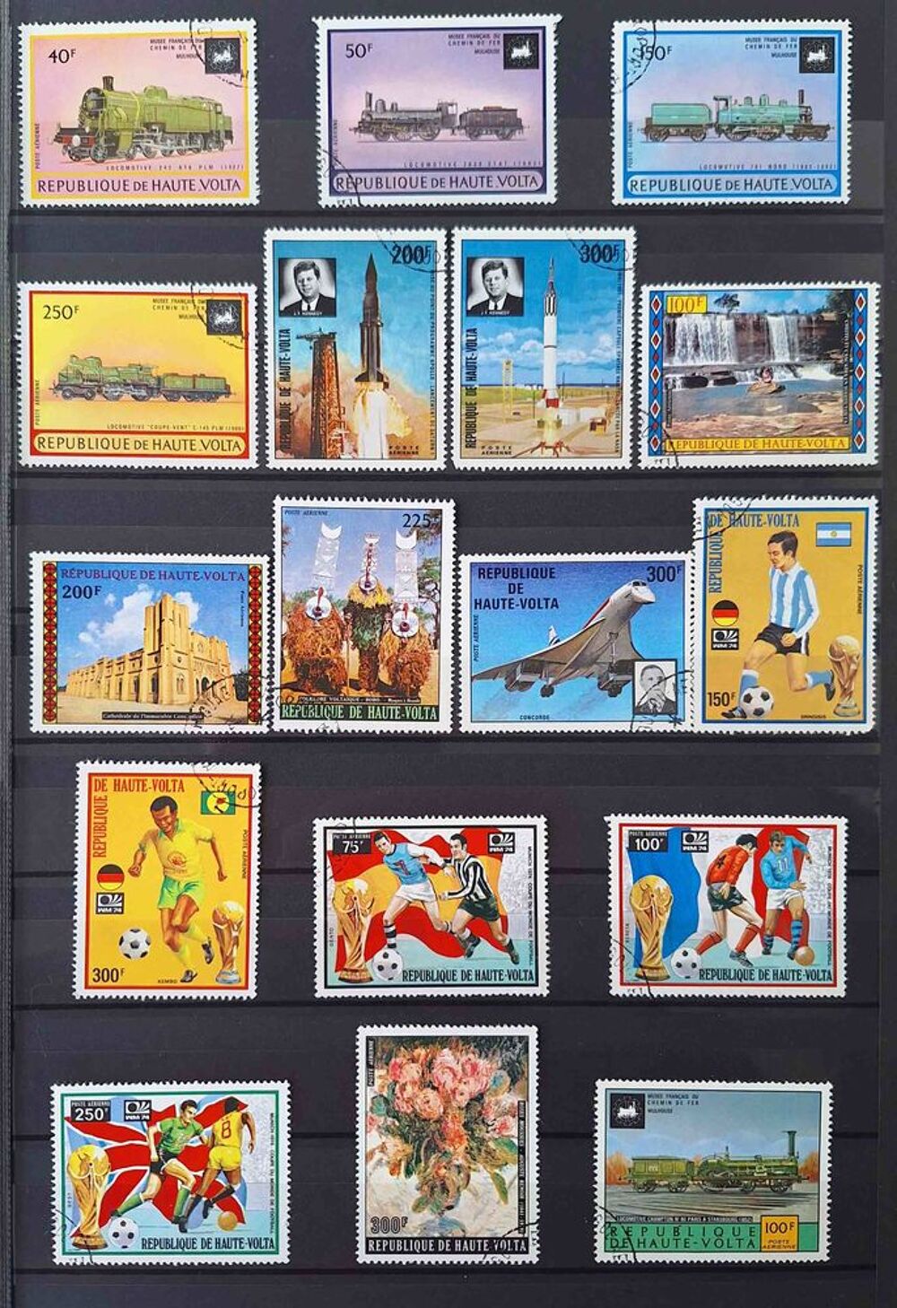 S&eacute;rie de timbres de collection de Haute-Volta bis 