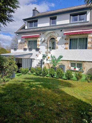  Maison  vendre 8 pices 188 m