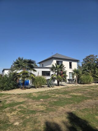Vente Maison Maison 152 m2 sur terrain de 1077 m2. A La Motte 22600 La motte