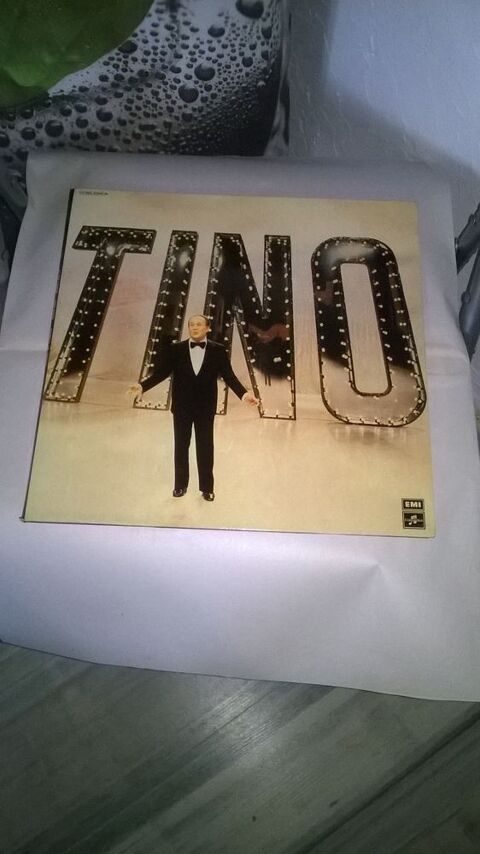 Vinyle Tino Rossi et ses amis
(num�ro un sp�cial)
1978
Ex 5 Talange (57)