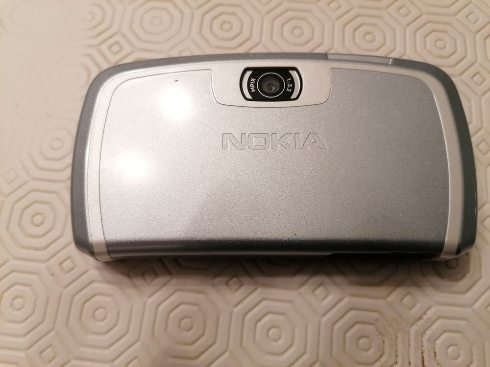 smarphone nokia 7710 Photos/Video/TV