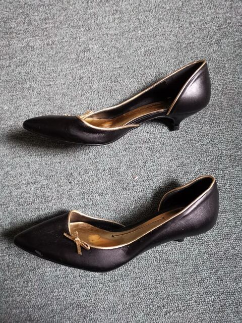 Escarpin noir Zara, taille 36 10 Villemomble (93)