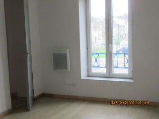  Appartement à louer 4 pièces 60 m²