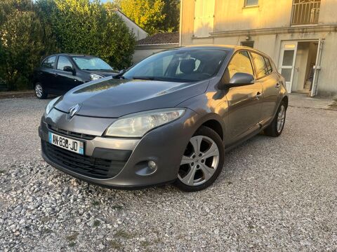 Renault megane iii M&Eacute;GANE III 1.9 DCI 130 DYNAMIQUE 