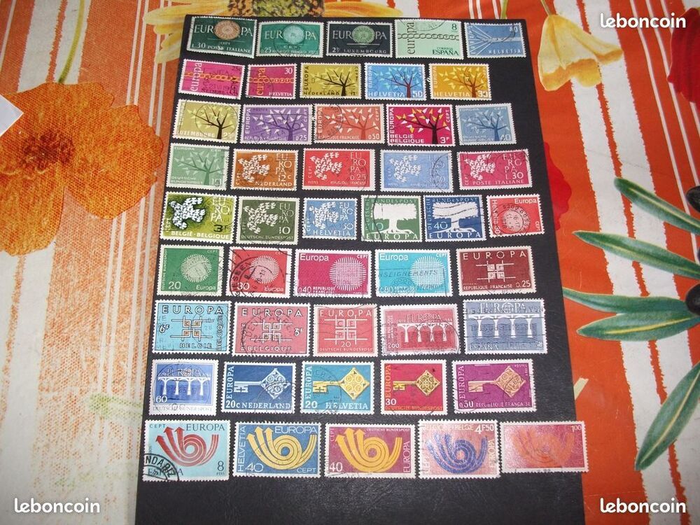 Lot de 166 Timbres diff&eacute;rents et oblit&eacute;r&eacute;s de France EUROPA
