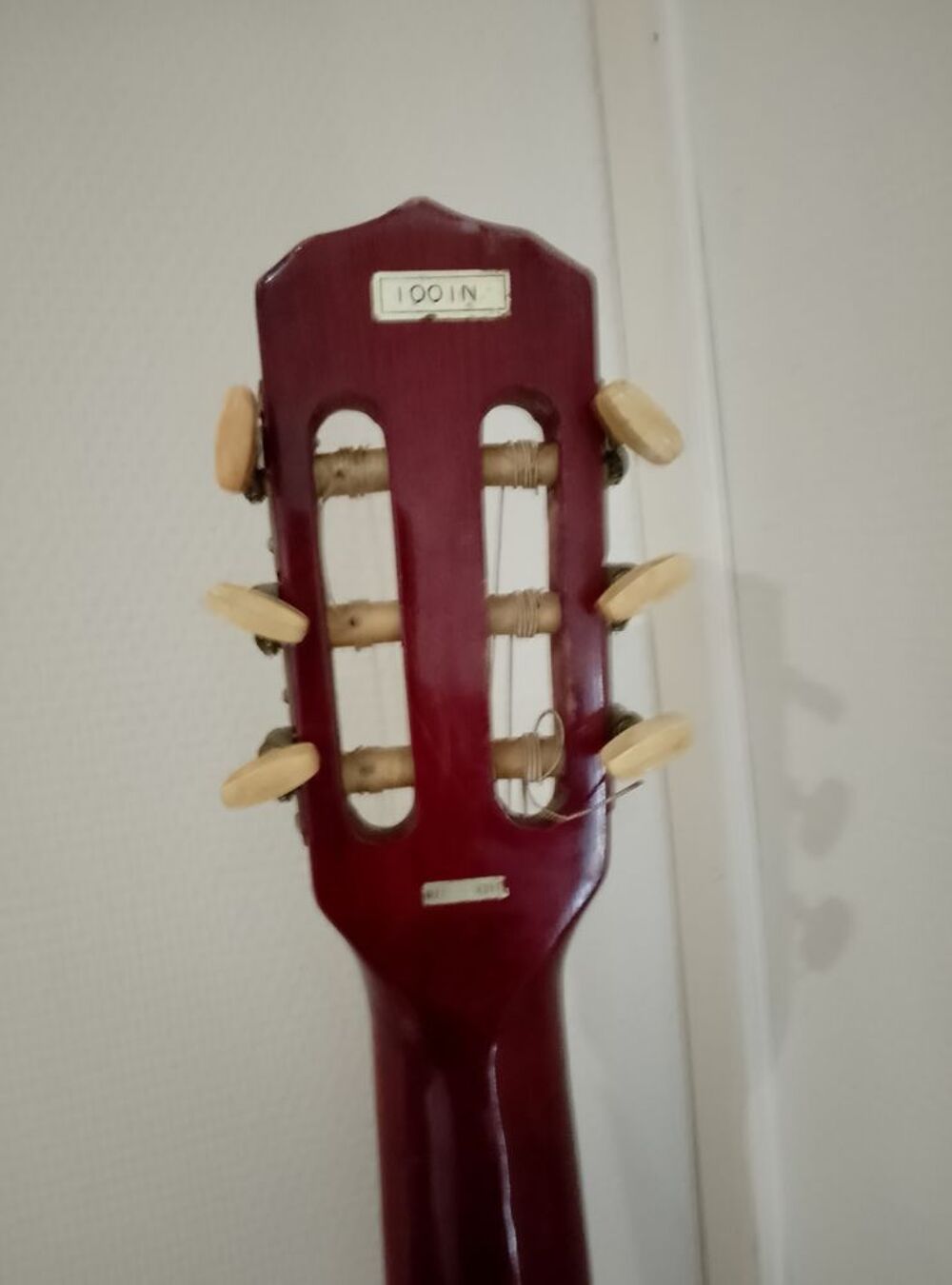 Guitare cordes compl&egrave;te pr&ecirc;te a jouer Instruments de musique