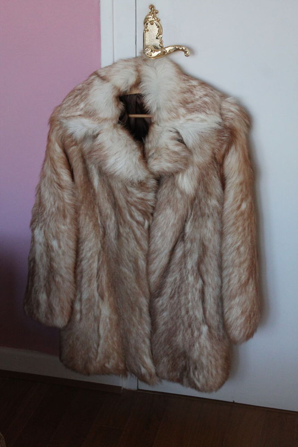VESTE DE FOURRURE EN LOUP Vêtements