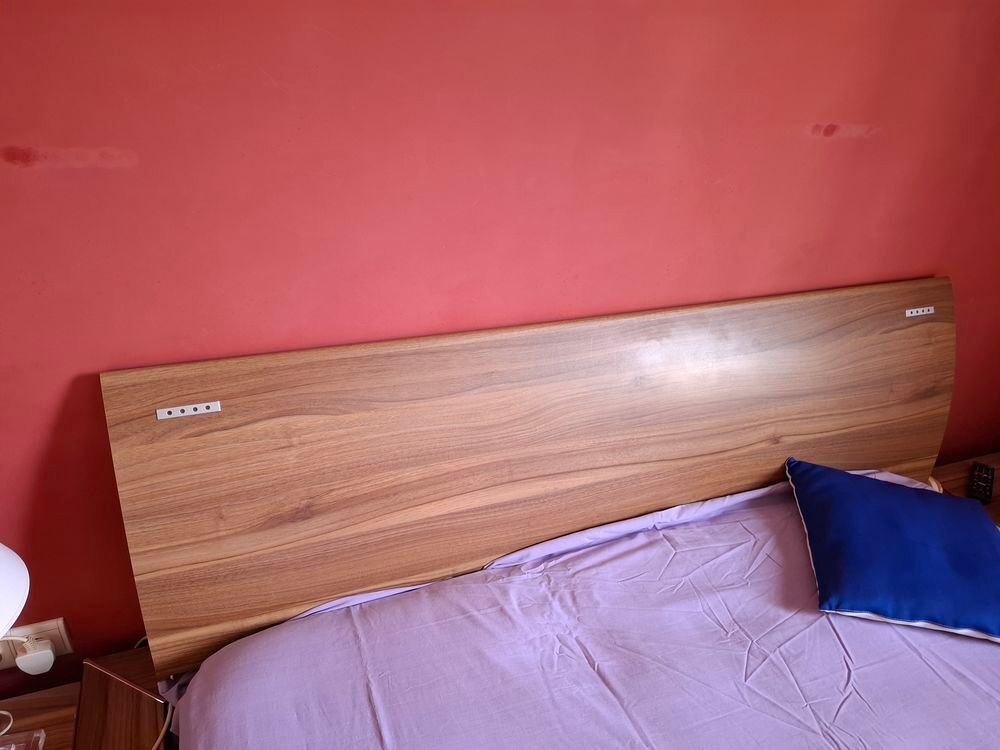 LIT 2 PERSONNES AVEC MATELAS Meubles