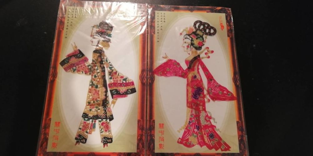 Peinture de marionnettes ombres artisanales 