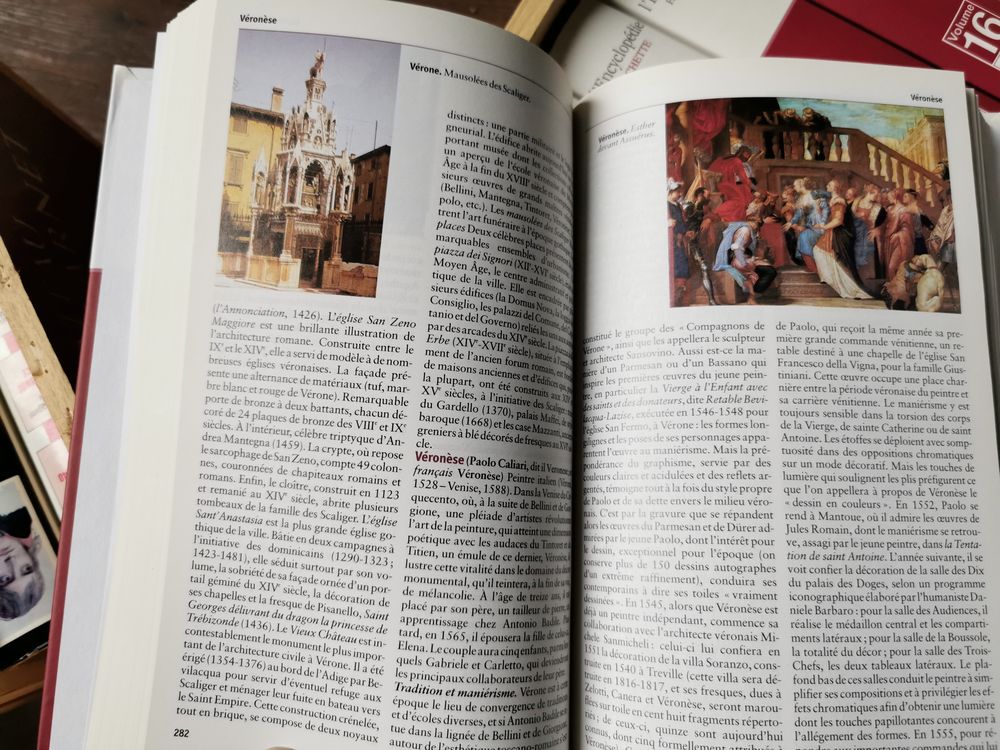 Encyclop&eacute;die Livres et BD