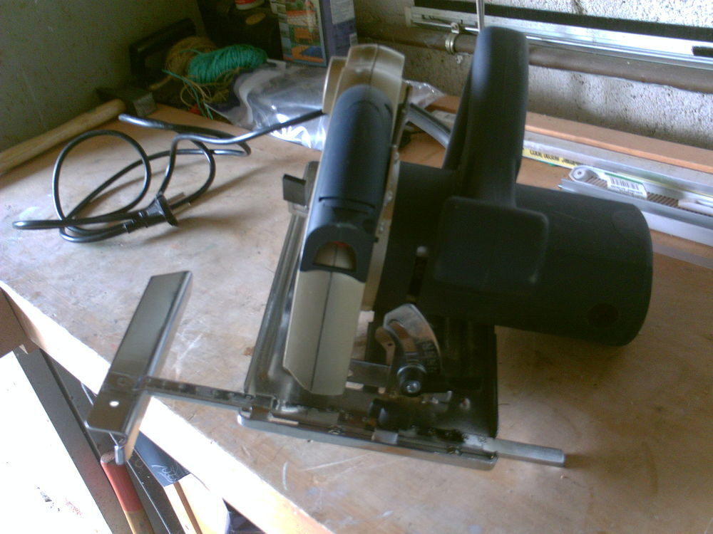 Scie circulaire, guidage laser Bricolage