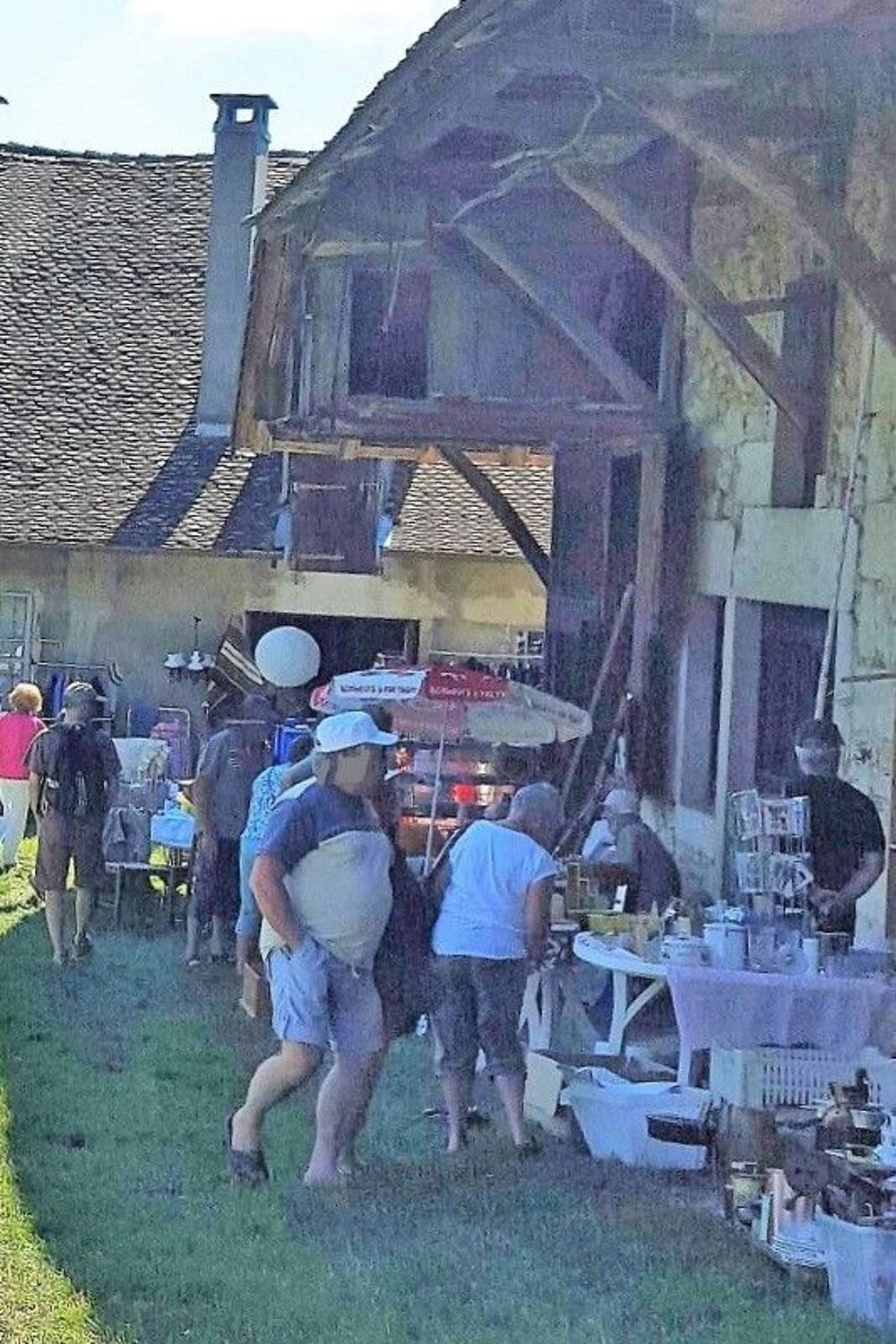 Vide-greniers 5 juillet 2026 &agrave; IZIEU (01300) de 10 &agrave; 18 h Décoration