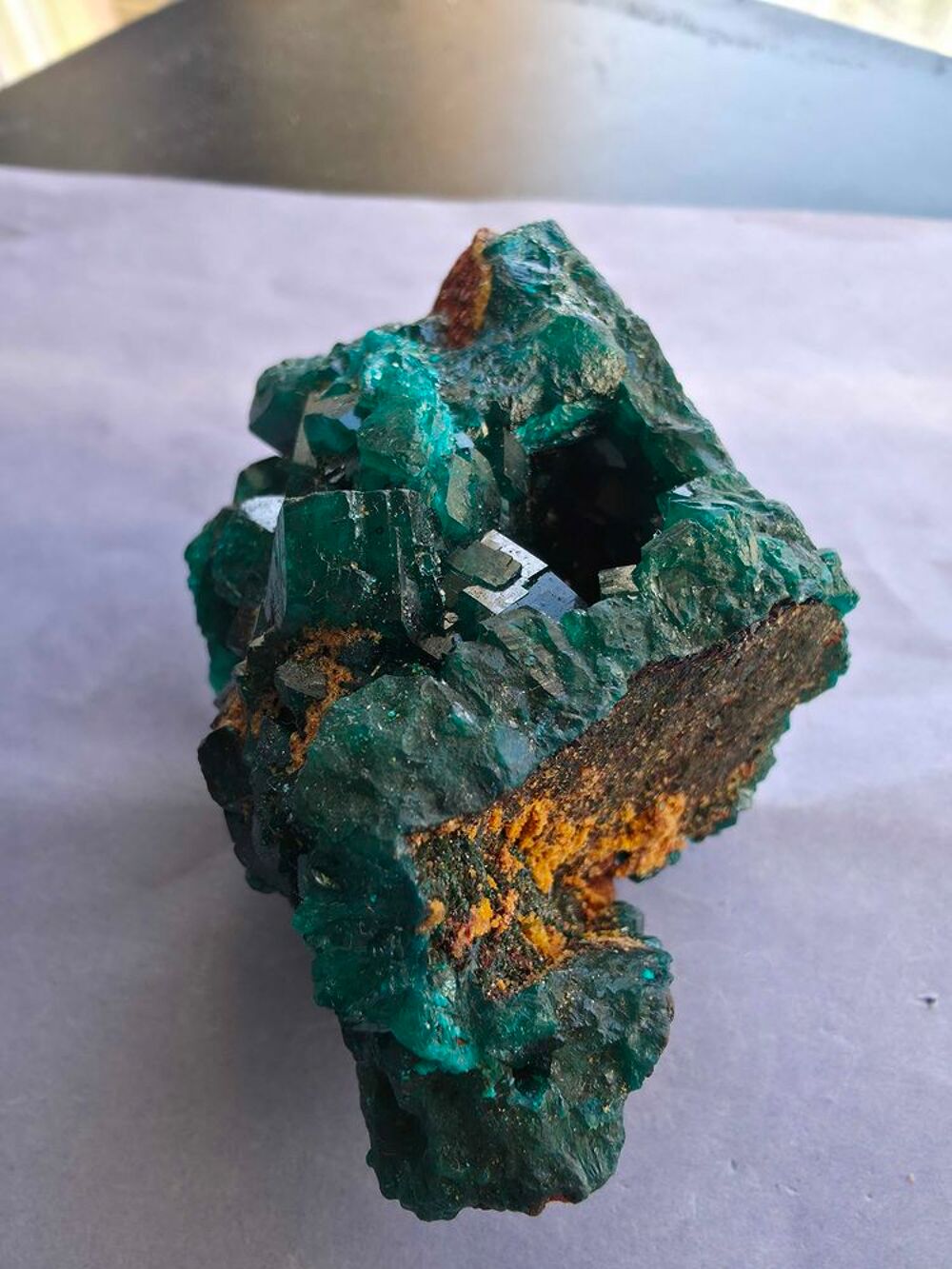 Dioptase sur Gangue Naturelle-Katanga, RDC(134g) 