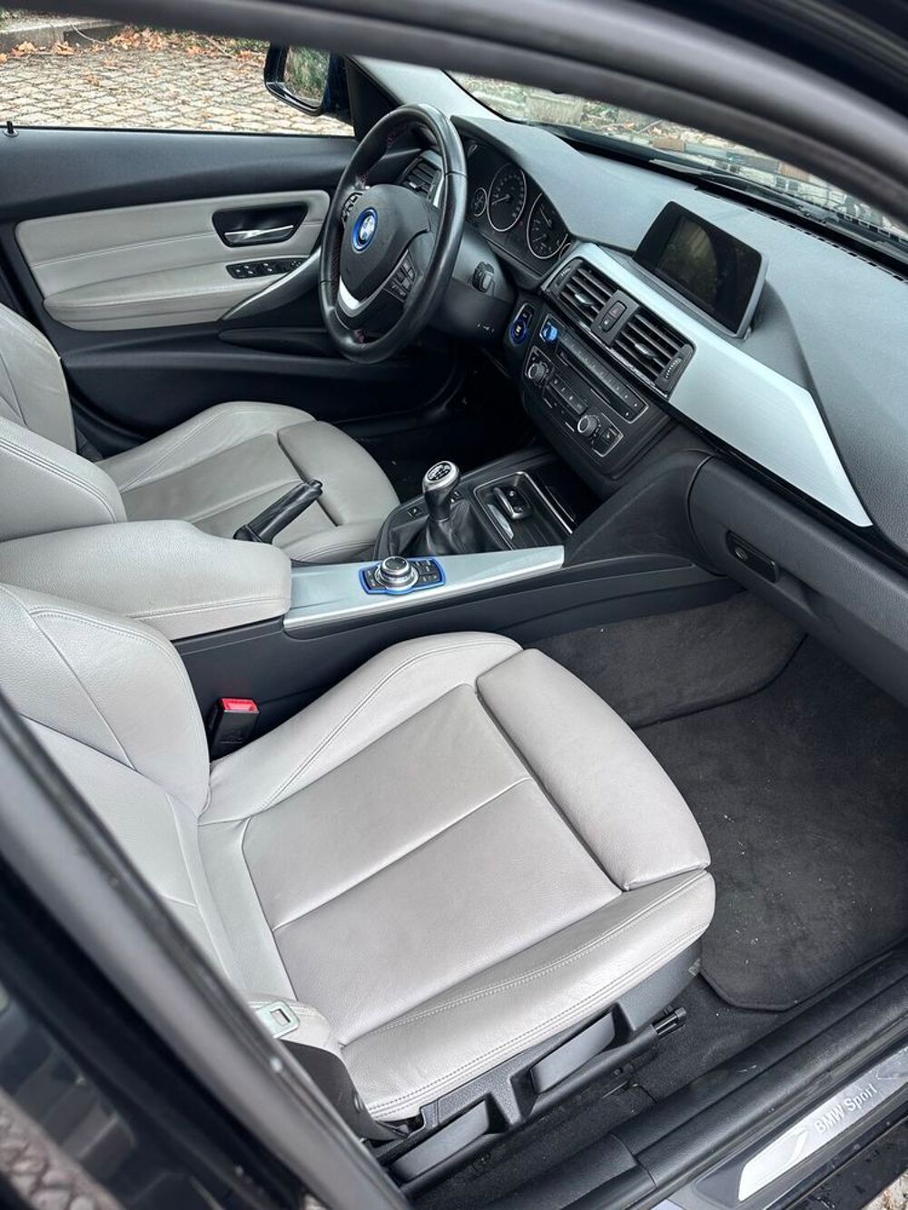 S&eacute;rie 3 320d 184 ch Luxury 2012 occasion 76000 Rouen