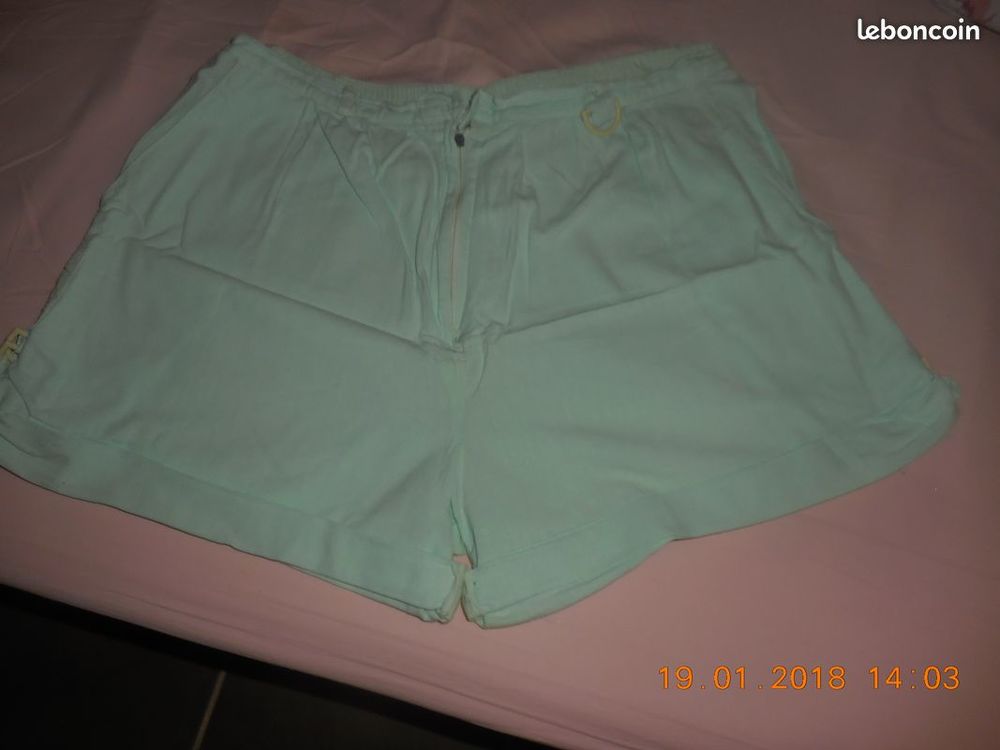 short 40 42 vintage
Vêtements